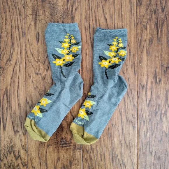 Darn Tough Blossom Hiking Socks - Green and Yellow - Picture 3 of 4